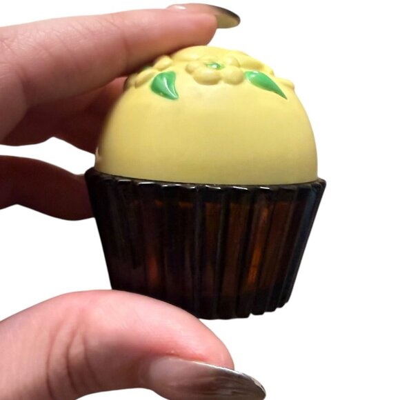 Vintage Avon Yellow Bon-Bon Decanter Cotillion Cologne | Cupcake Bottle 1970s - Picture 4 of 7